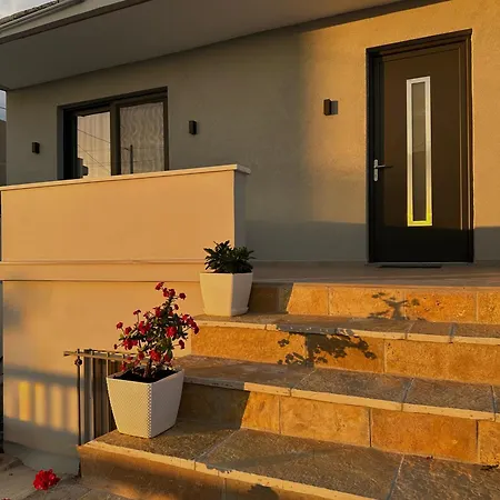 Apartment Vela *