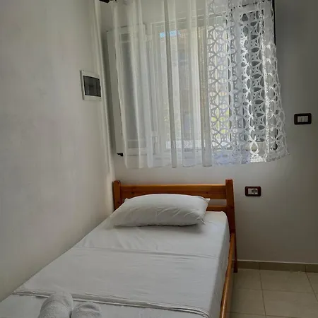 Vela Εξαμίλιο