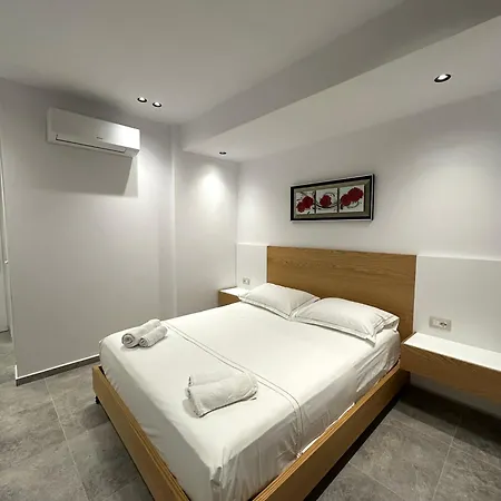 Vela Apartment *