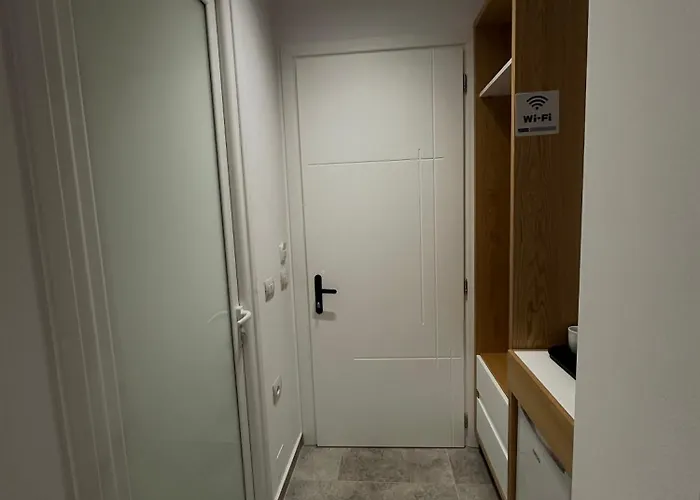 Vela Appartement Ksamil